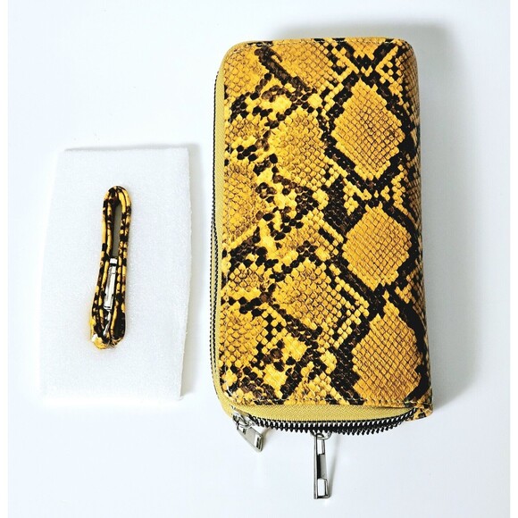 Wristlet Wallet Faux Snake Skin Card Slots Metal Double Zipper 8"x4"x2 "NWOT! - Picture 3 of 14